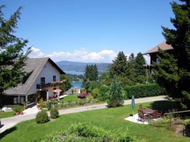 Hotel Garni Haus Am Wald Reifnitz Esterno foto