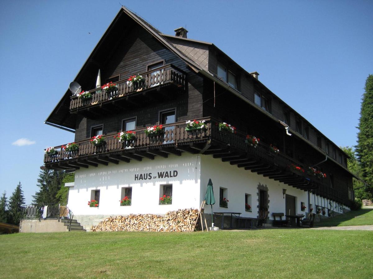Hotel Garni Haus Am Wald Reifnitz Esterno foto